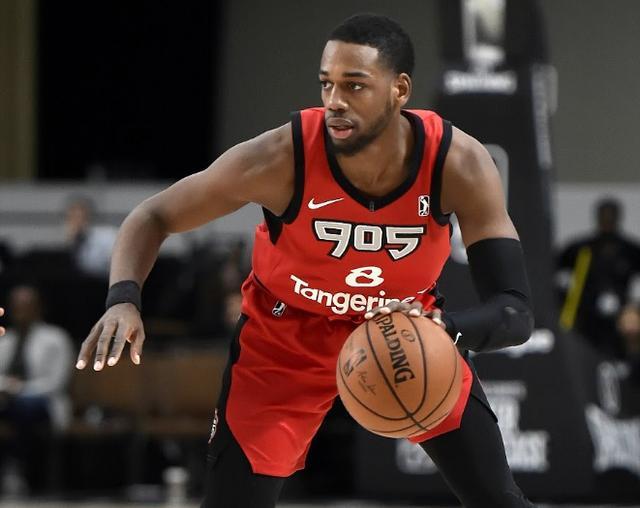 集结日瓦伦西亚战术微调：CBA常规赛节点到来，气氛紧张，训练强度明显提升的简单介绍