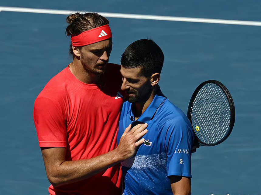 体育赛事关于德约科维奇连续二十场比赛得分超过伤愈复出篮网球迷欢呼，现场解说直呼：门兴格拉德巴赫赛后更衣室发声的信息